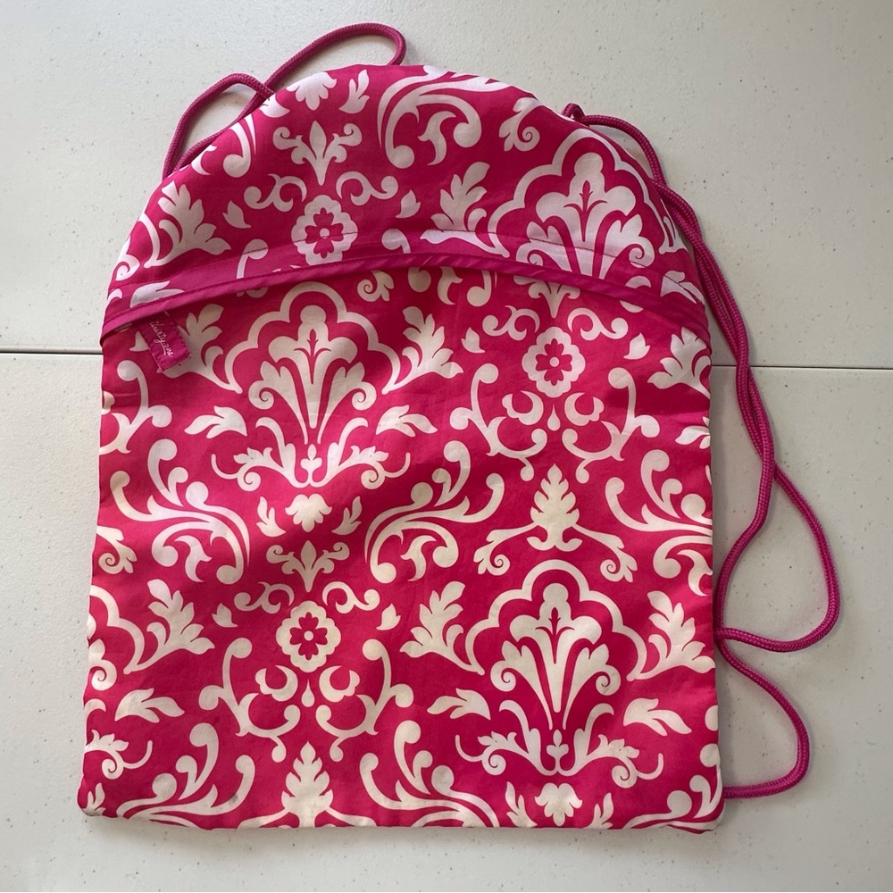 Thirty-One pink &‎ white drawstring bag with a floral pattern